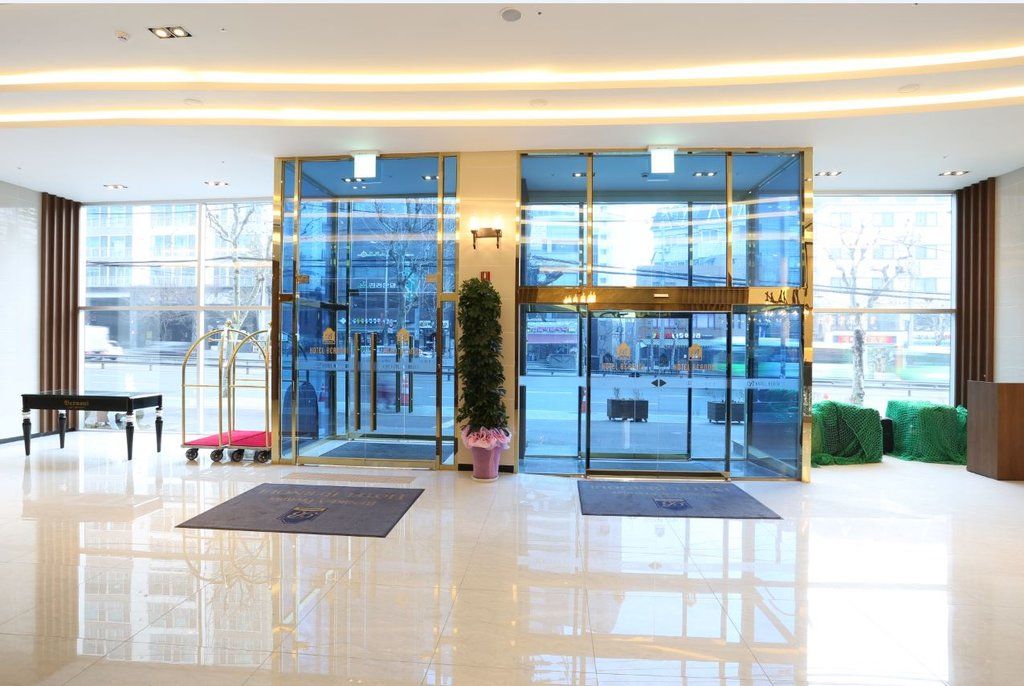 Hotel Bernoui Сеул Экстерьер фото